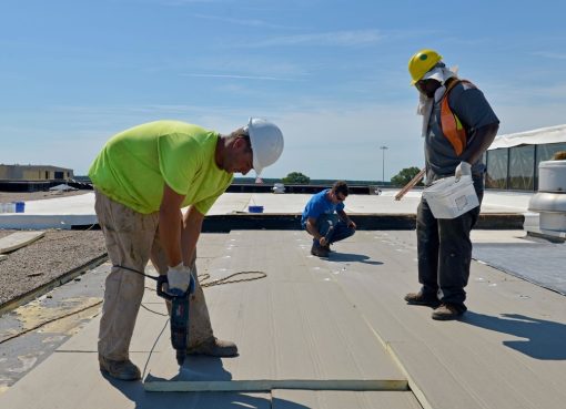 أخطاء شائعة في عزل الأسطح بالرياض وكيف تتجنبها مع شركة محترفة عزل الأسطح بالرياض